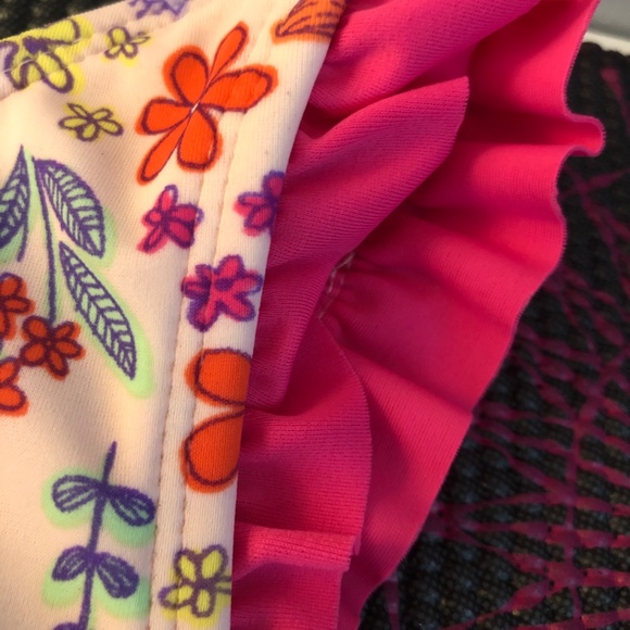 swim wear - Picture 3 of 4